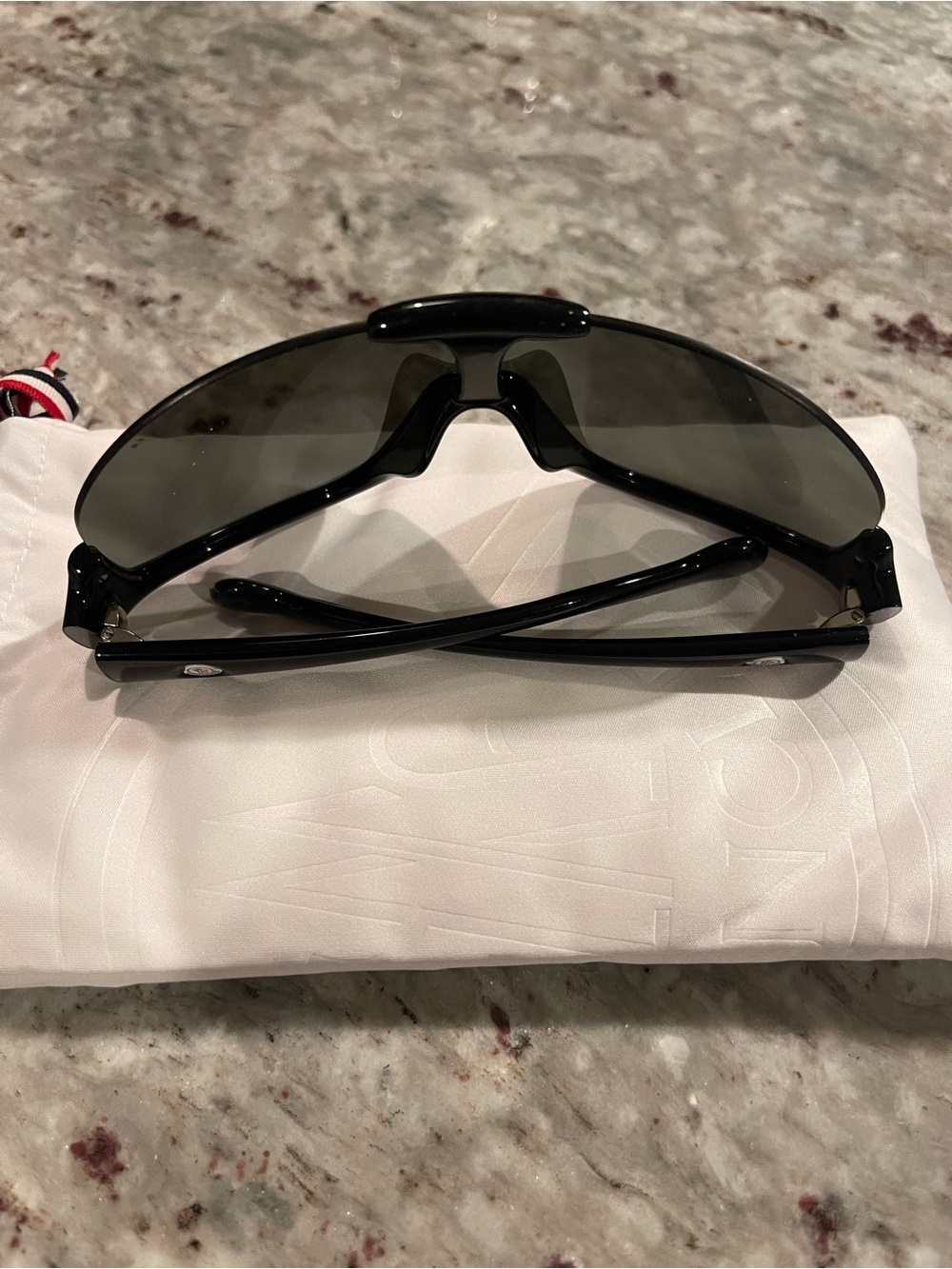 Moncler Black Shield-Style Sunglasses with Dark Smoke Lenses: ML0230-01A - Picture 6 of 15